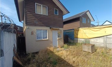 SE VENDE CASA SECTOR PARQUE LAUQUÉN