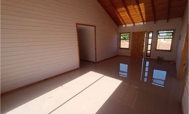 SE VENDE CASA NUEVA EN PARCELA A 4 KILÓMETROS DE LOS NGELES