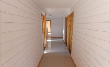 SE VENDE CASA NUEVA EN PARCELA A 4 KILÓMETROS DE LOS NGELES