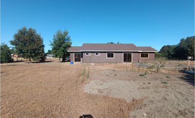 SE VENDE CASA NUEVA EN PARCELA A 4 KILÓMETROS DE LOS NGELES