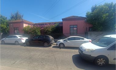 SE VENDE PROPIEDAD EN CENTRO DE NACIMIENTO