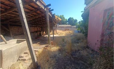 SE VENDE PROPIEDAD EN CENTRO DE NACIMIENTO