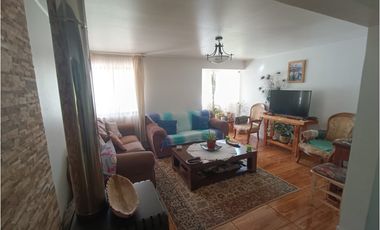SE VENDE PARCELA CON DOS CASAS COUNTRY SANTA CATALINA