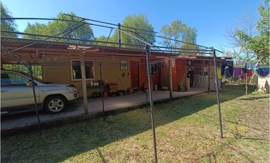 SE VENDE PARCELA CON DOS CASAS COUNTRY SANTA CATALINA