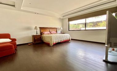 Lujosa residencia amueblada en zona estratégica de Bosques de las Lomas