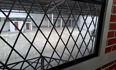 Alquiler Terreno y Local  frente al Mercado Las Esclusas Sur  SanS