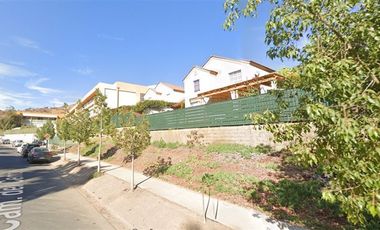 Casa en Venta en Valle Lo Campino