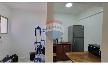 Oportunidad en Providencia: Casa con uso comercial