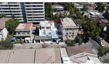 Oportunidad en Providencia: Casa con uso comercial