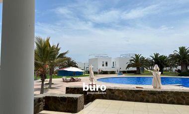 LINDA CASA DE PLAYA EN VENTA CON VISTA AL MAR, 1RA FILA, ASIA DEL SUR