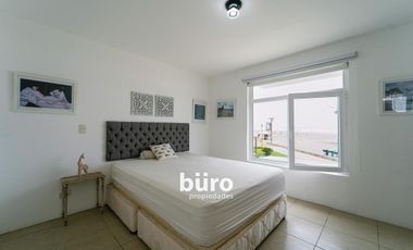 LINDA CASA DE PLAYA EN VENTA CON VISTA AL MAR, 1RA FILA, ASIA DEL SUR