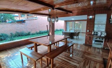 CASA EN ARRIENDO UBICADA EN LA ESTRELLA SECTOR SURAMERICANA