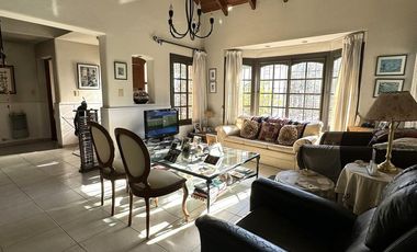 Venta Casa 4 habitaciones Guaymallén