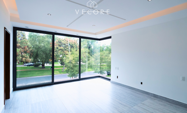 RESIDENCIA EN VENTA EN VALLE REAL, ZAPOPAN