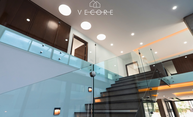 RESIDENCIA EN VENTA EN VALLE REAL, ZAPOPAN