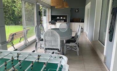 Alquiler con Muebles  Abril Club de Campo