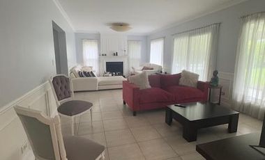 Alquiler con Muebles  Abril Club de Campo