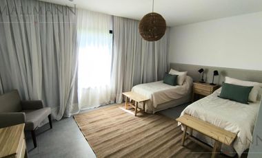Casa en Venta o Alquiler Amoblada Tessalia I Mallmann Propiedades