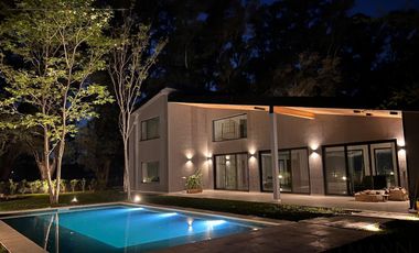 Casa en Venta o Alquiler Amoblada Tessalia I Mallmann Propiedades