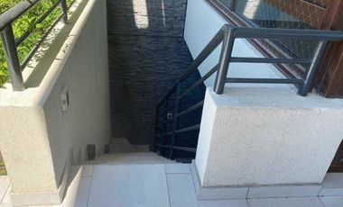 DUPLEX EN TRAPENSES-COLEGIO EVEREST - JARDIN