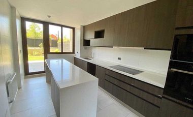 DUPLEX EN TRAPENSES-COLEGIO EVEREST - JARDIN