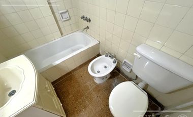 Departamento en Venta, 3 ambientes, en Quilmes Centro. Apto Crédito!!!