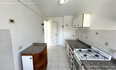 Departamento en Venta, 3 ambientes, en Quilmes Centro. Apto Crédito!!!