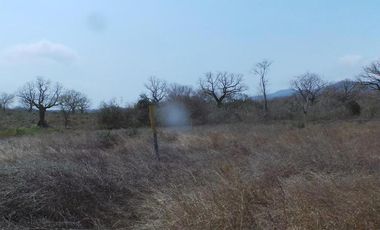 Venta de Terreno Rural en Montecristi