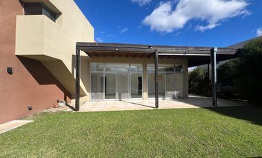Casa en venta  en Los Castores Nordelta