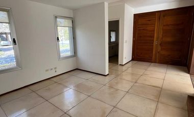 Casa en venta  en Los Castores Nordelta