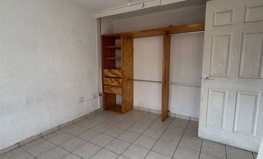 Casa en Venta en Los Olivos Tlaquepaque - Coto Olmos 85