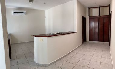 RENTA DE CASA EN PRIVADA, COL MIAMI