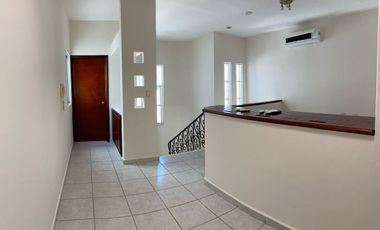 RENTA DE CASA EN PRIVADA, COL MIAMI