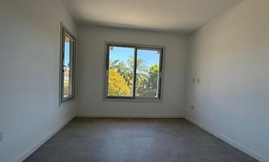 Venta Depto 3 amb c/cochera Pozo. Financia! Oportunidad de Inversión! San Isidro
