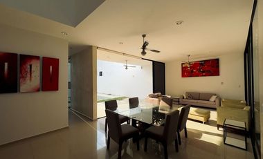 Casa en VENTA en privada Puntalomas - Temozón Norte