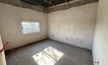 Espectacular casa a terminar en Roldán, 174m2 construidos. Acepta permuta