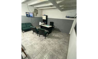 Granadero Baigorria, Eva Peron nº 215 GALPON - VENTA