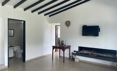 Finca moderna en El Retiro Antioquia