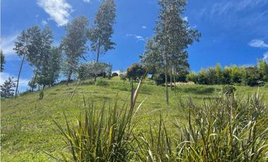 Finca moderna en El Retiro Antioquia