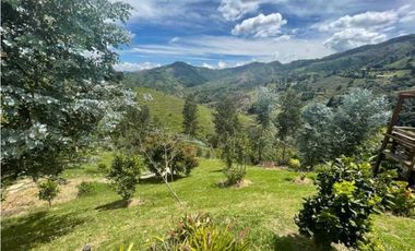 Finca moderna en El Retiro Antioquia