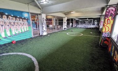 Casa en Venta en Bosques de las Lomas ya Remodelada con Alberca (m2c330)