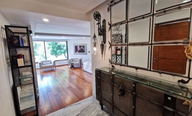 Casa en Venta en Bosques de las Lomas ya Remodelada con Alberca (m2c330)