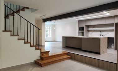7385800 Venta Casa Poblado el Tesoro
