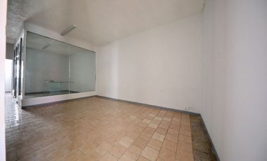 RENTA LOCAL OFICINAS AV ORTIZ MENA $ 24,000 LAE