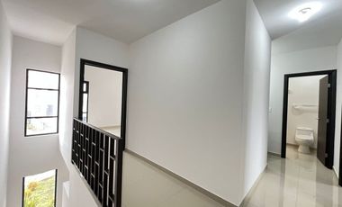 Casa en venta en Coto 84 en Valle Sur. Cerca de Rubi, Obrera, Pacífico.