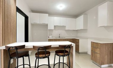 Casa en venta en Coto 84 en Valle Sur. Cerca de Rubi, Obrera, Pacífico.