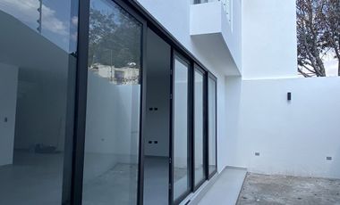 ESTRENA CASA EN FRACC RECTA CHOLULA MUY CERCA DE LA  UDLAP