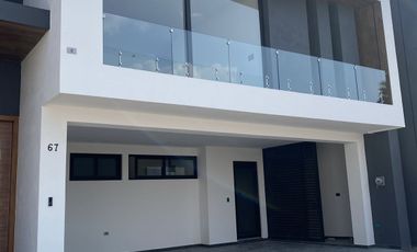 ESTRENA CASA EN FRACC RECTA CHOLULA MUY CERCA DE LA  UDLAP