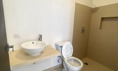 Casa en venta en privada Nadira zona de Conkal