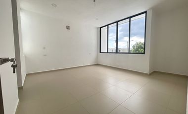 Casa en venta en privada Nadira zona de Conkal